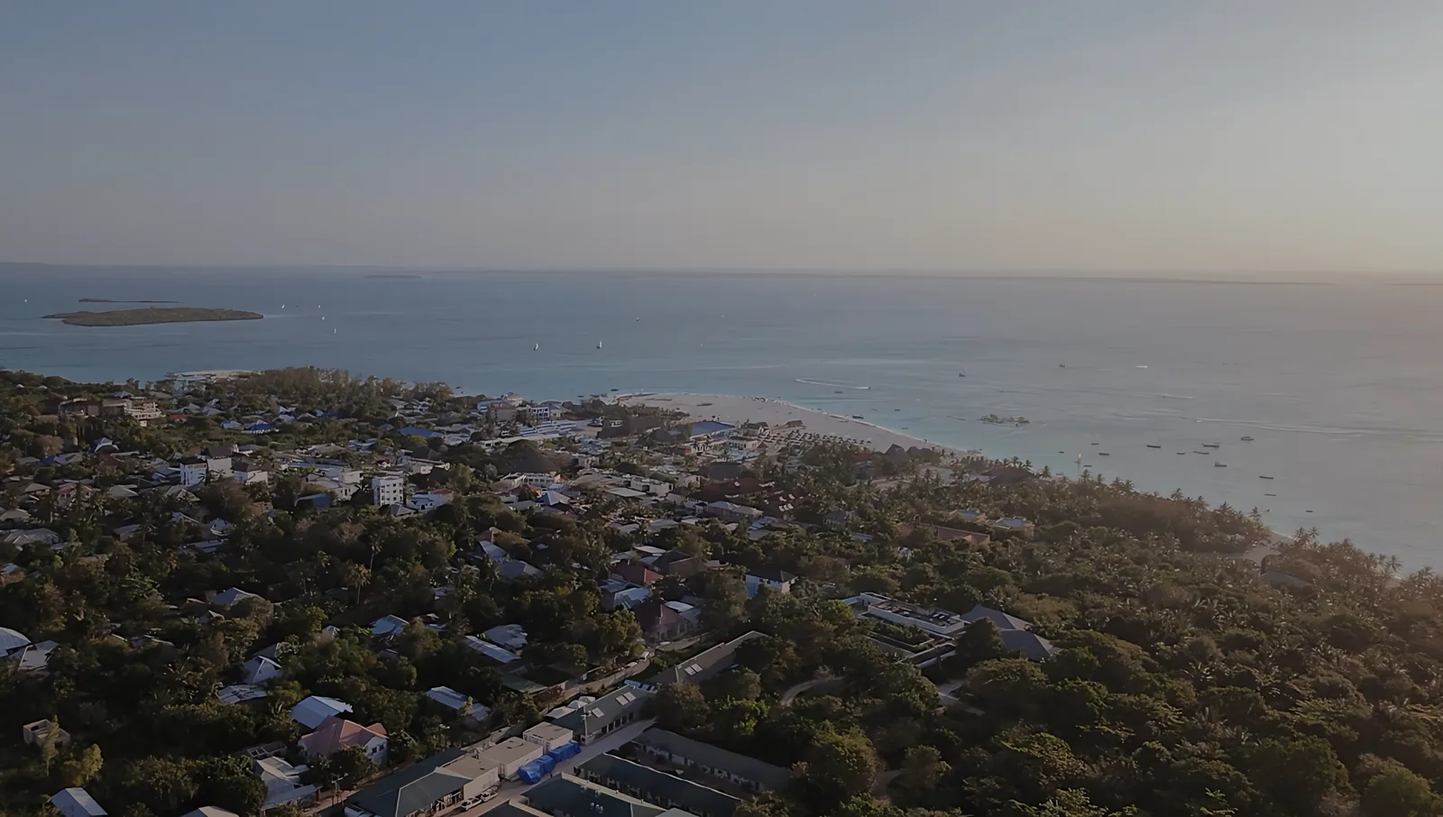 Blick über Kendwa zum Meer